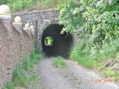 Twyngwyn Colliery tramway tunnel under GWR TVER, Newbridge, June 2008